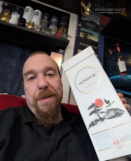 A Highland Vault winner with their Glengoyne Mizunara Oak